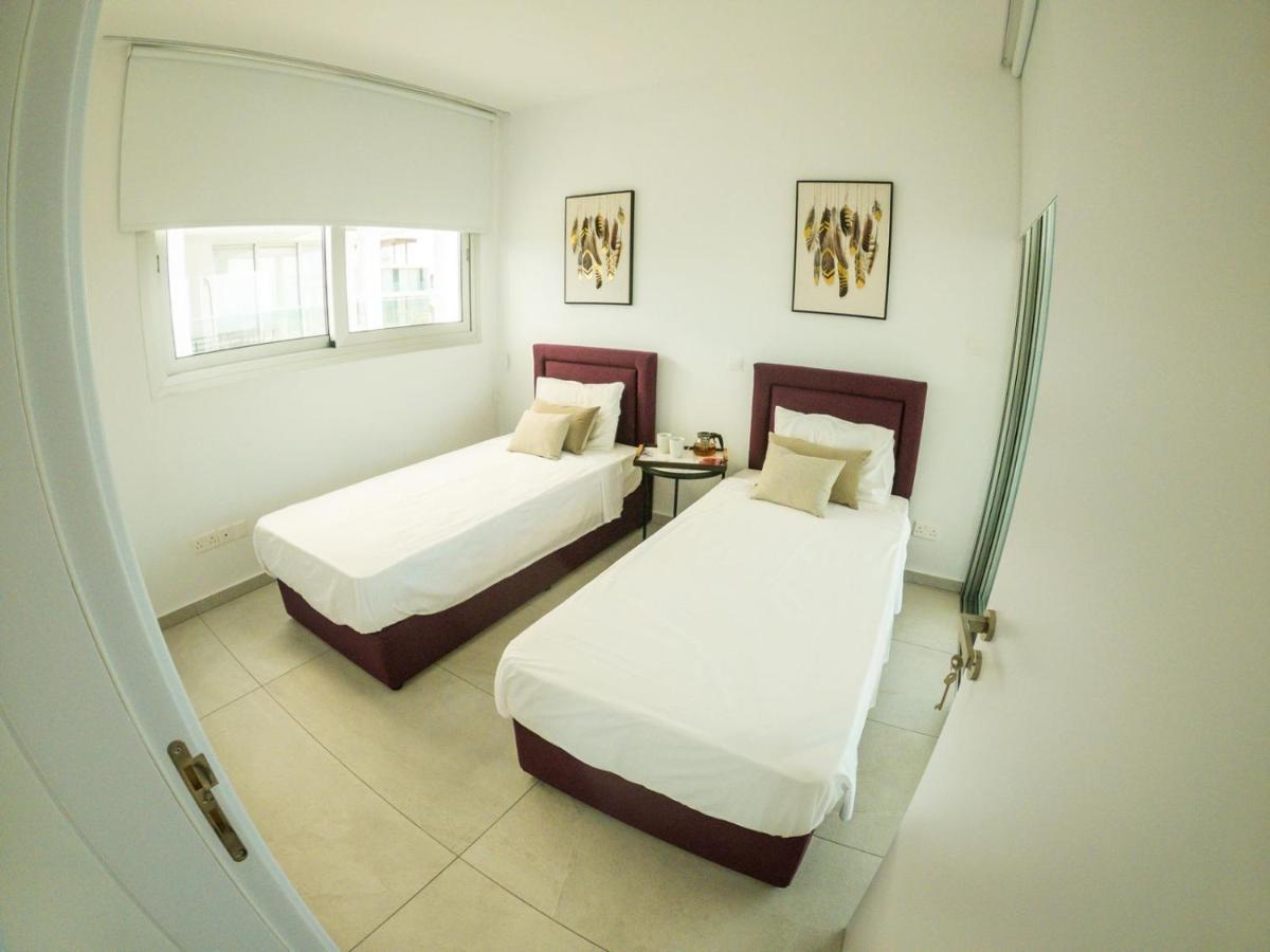 Imperial Jade Villas Gold Emerging Villas 2 プロタラス エクステリア 写真